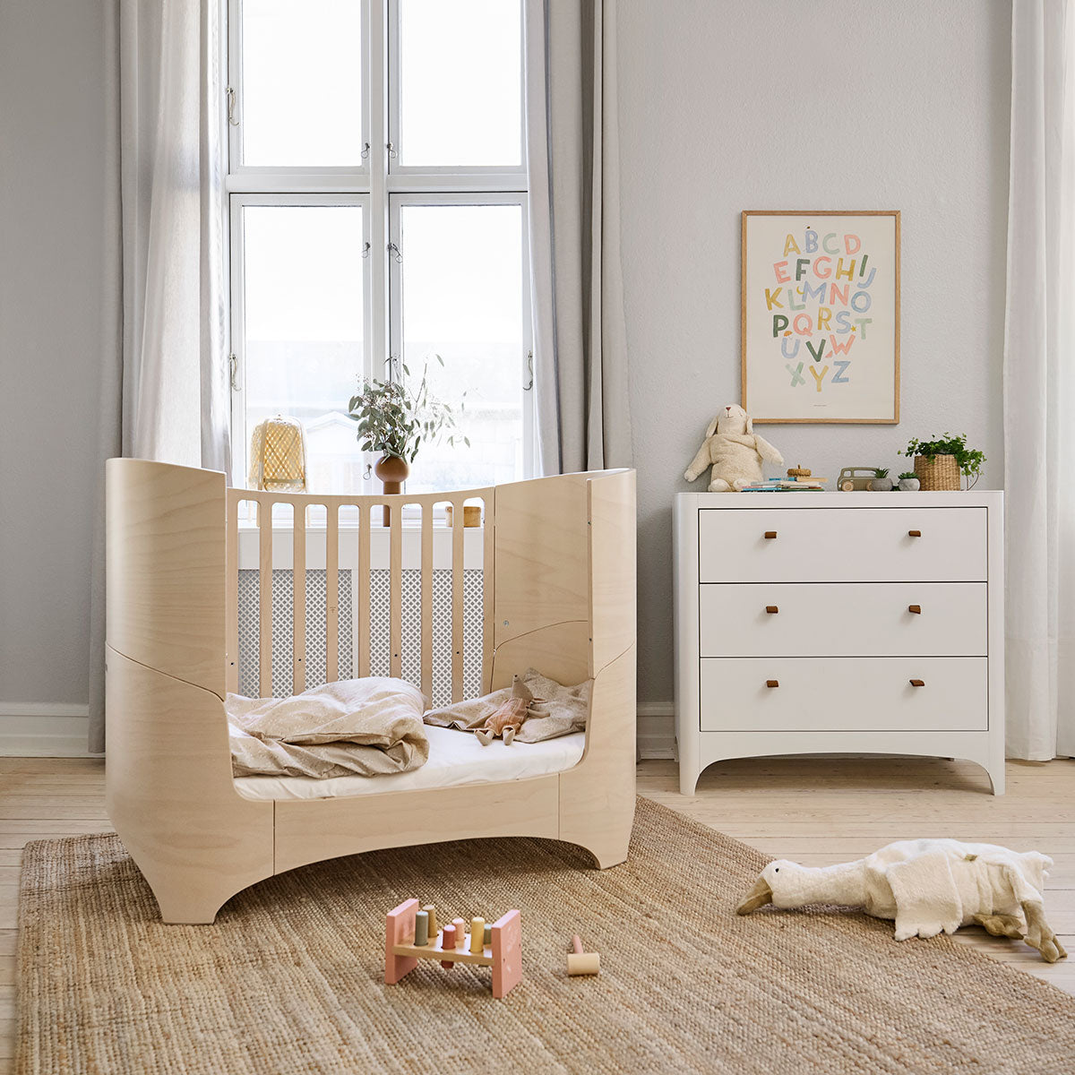 LEANDER Babybett inklusive Erweiterung und outlet Original Matratze