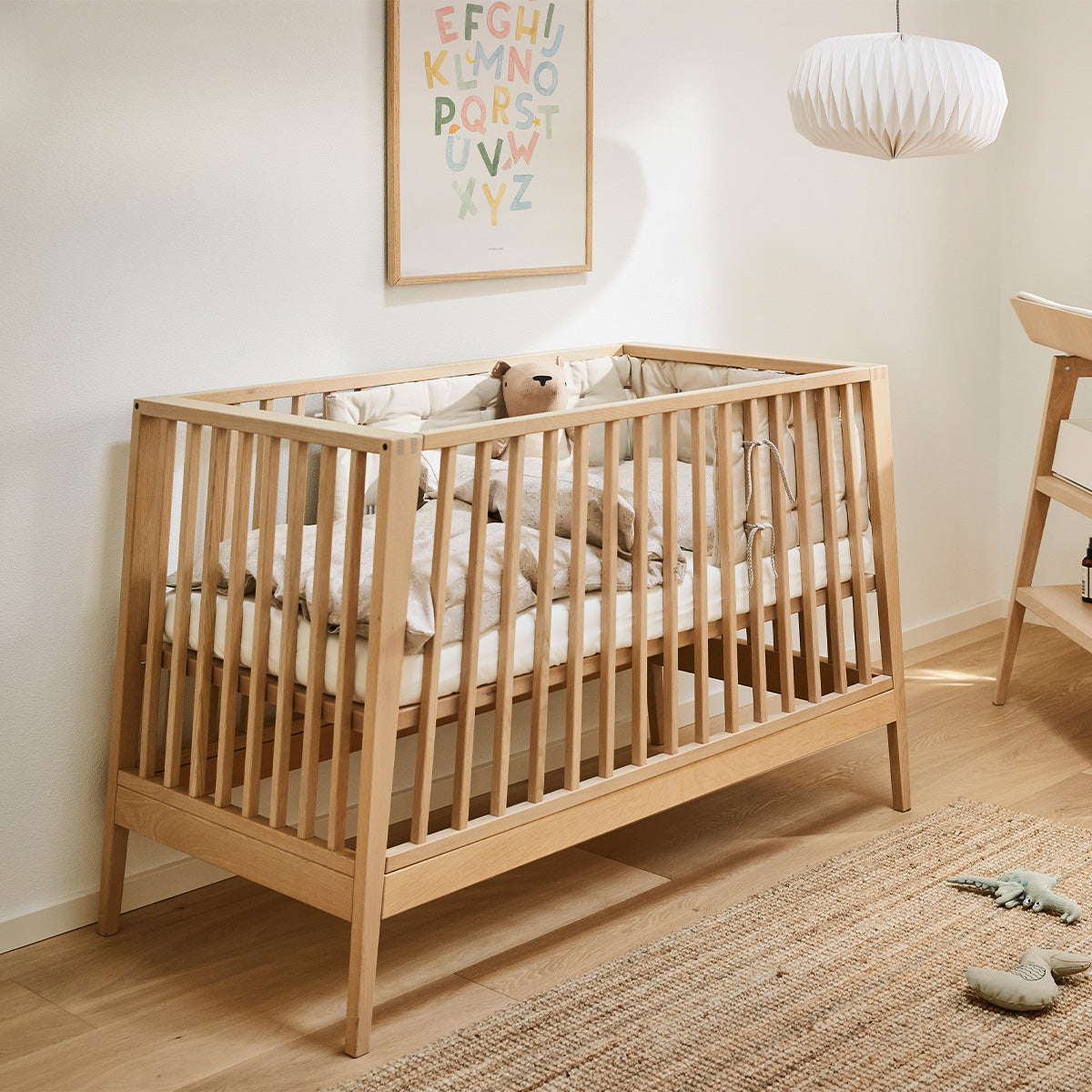 Leander Linea Luna Matratze 120cm Comfort im Babybett